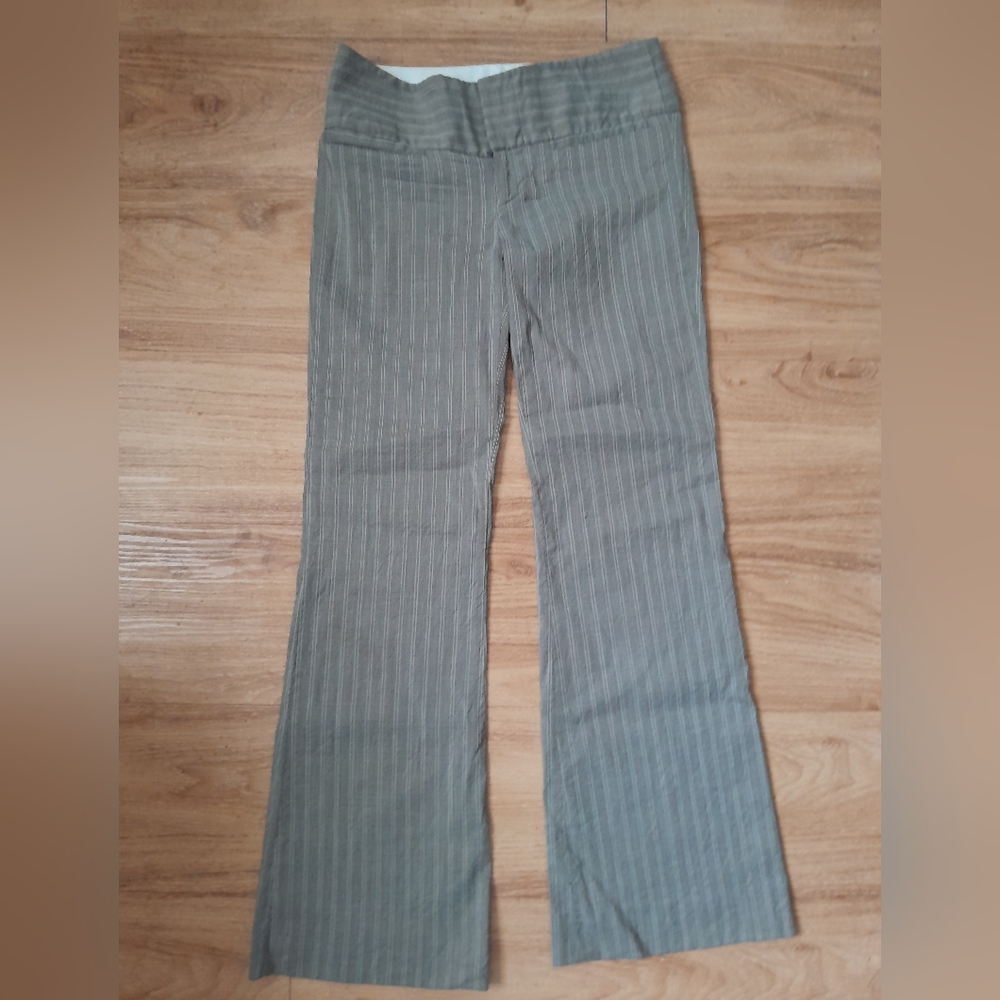 Alice + Olivia Grey Pinstripe Flared Pants